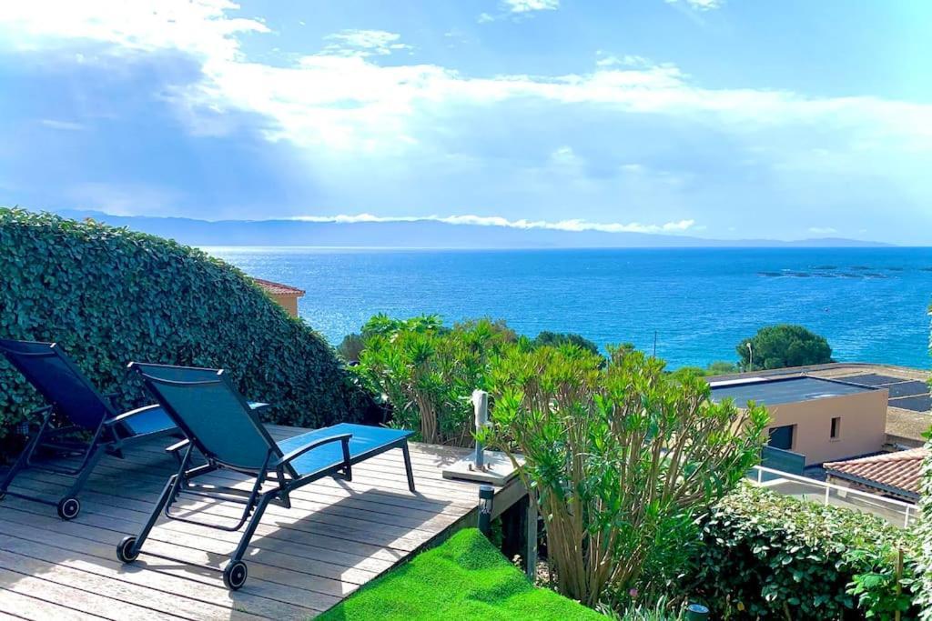 Ajaccio Maison Bord De Mer Dans Residence Avec Piscine Exteriér fotografie
