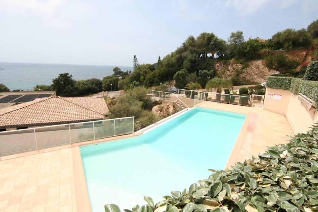 Ajaccio Maison Bord De Mer Dans Residence Avec Piscine Exteriér fotografie